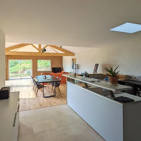 Homestay Terre De Sienne